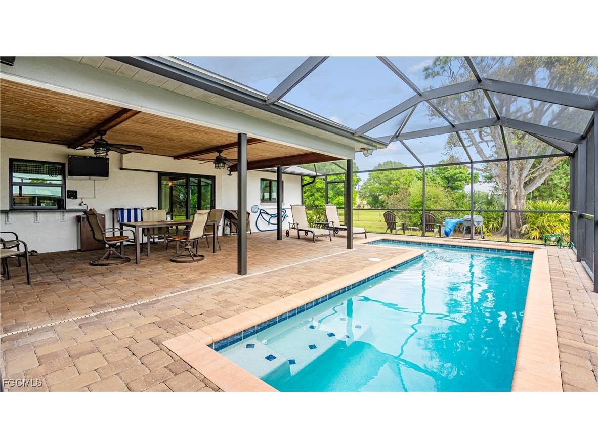 8150 Dosonte Lane North Fort Myers FL 33917 2026002937 image36