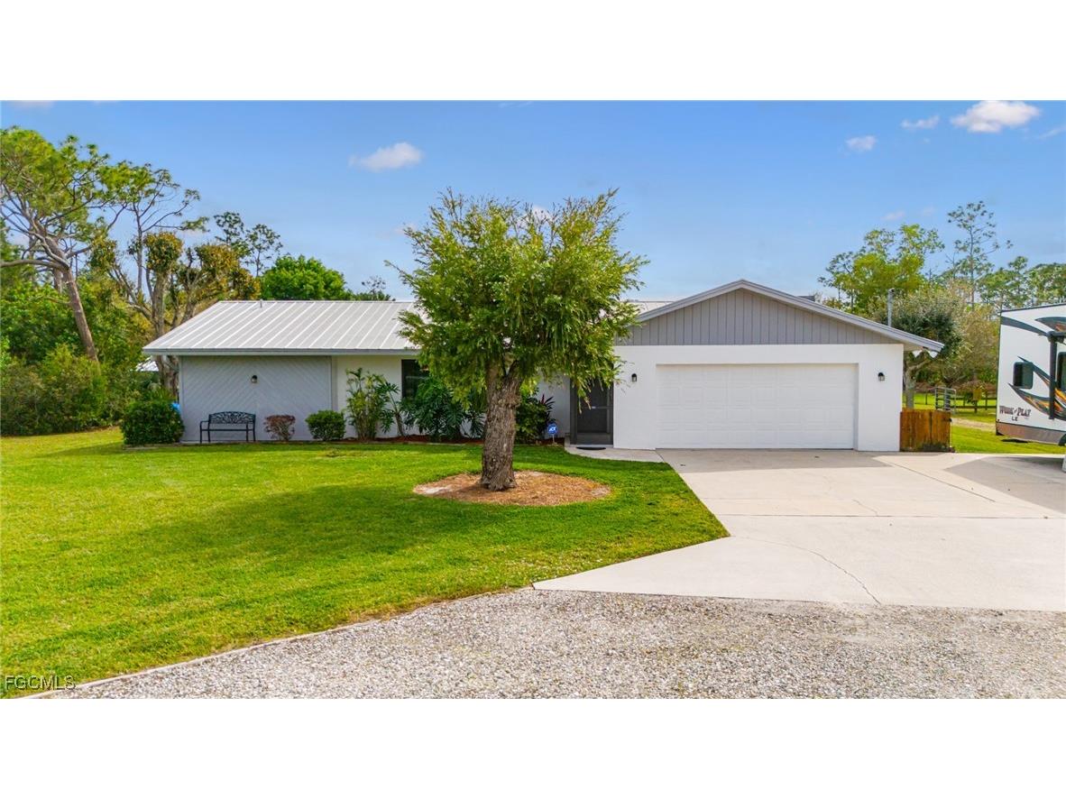 8150 Dosonte Lane North Fort Myers FL 33917 2026002937 image6