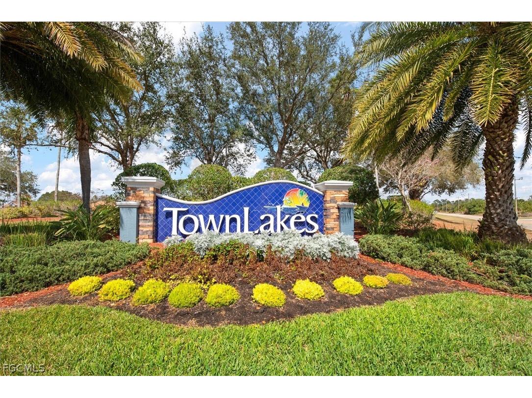 8150 Gopher Tortoise Trail Lehigh Acres FL 33972 2026011034 image2