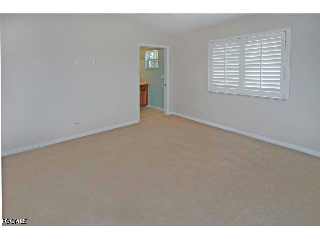 8155 Pacific Beach Drive Fort Myers FL 33966 2026026352 image6