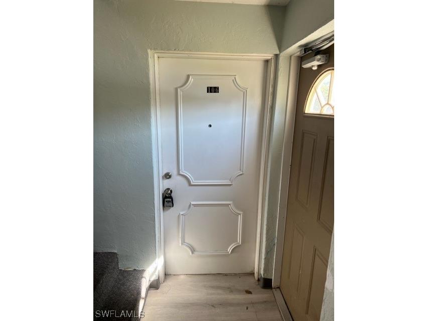 8156 Country Road #106 Fort Myers FL 33919 223012983 image1
