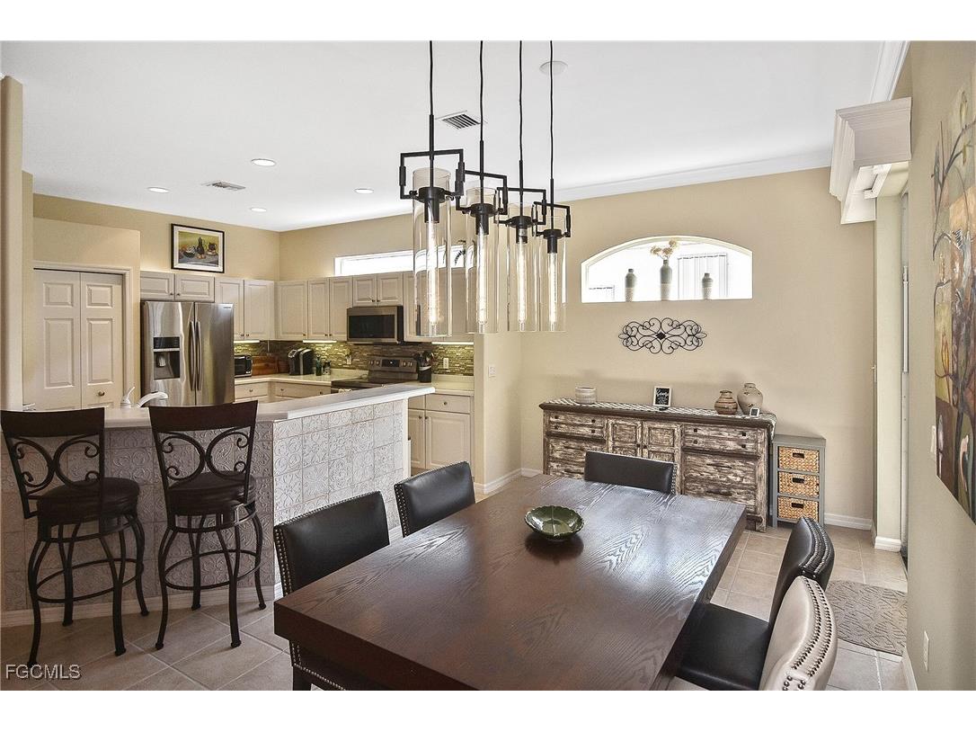 8156 Woodridge Pointe Drive Fort Myers FL 33912 2025015516 image24