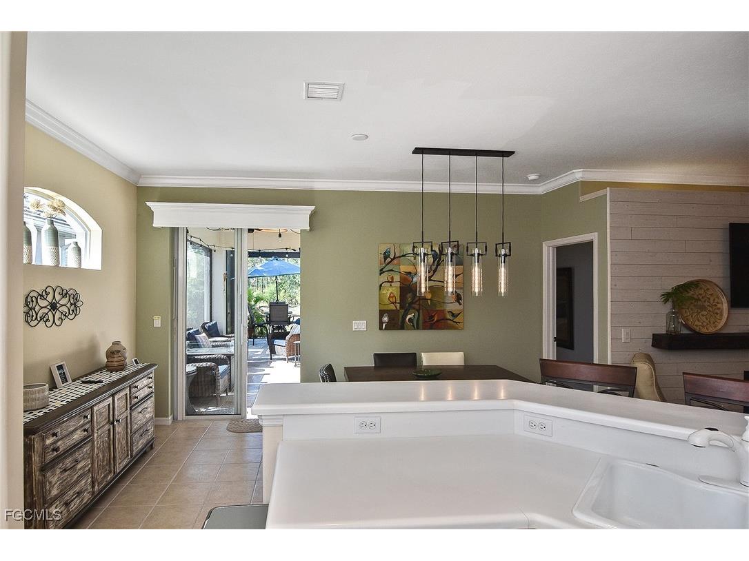 8156 Woodridge Pointe Drive Fort Myers FL 33912 2025015516 image30