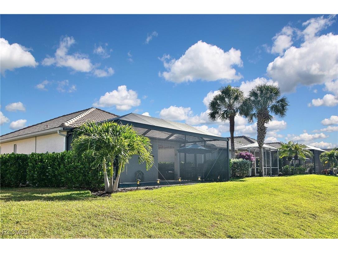 8156 Woodridge Pointe Drive Fort Myers FL 33912 2025015516 image40