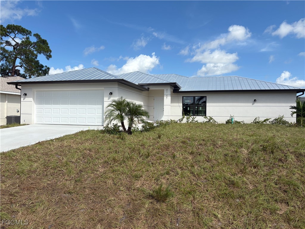 8157 Albatross Road Fort Myers FL 33967 2025012822 image1