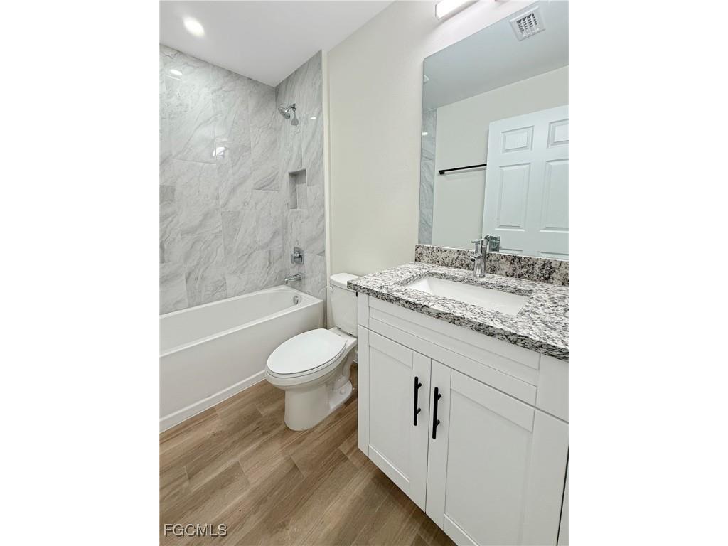 8157 Albatross Road Fort Myers FL 33967 2025023321 image13