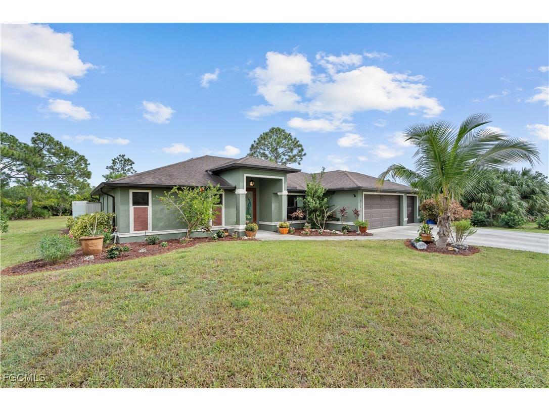 8158 Alfred Boulevard Punta Gorda FL 33982 2025018333 image1