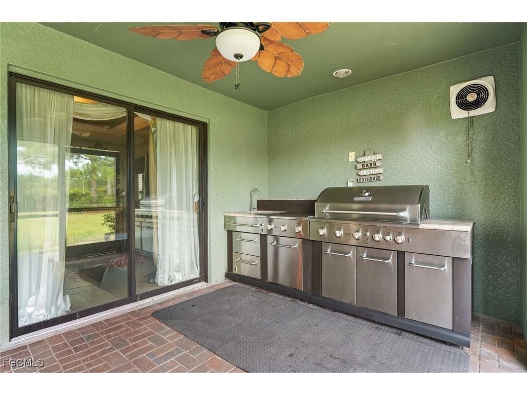 8158 Alfred Boulevard Punta Gorda FL 33982 2025018333 image34