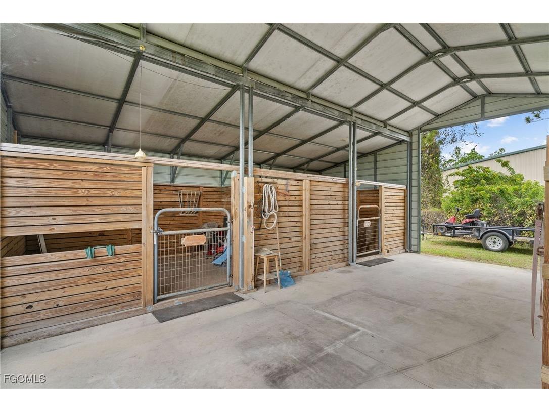 8158 Alfred Boulevard Punta Gorda FL 33982 2025018333 image38