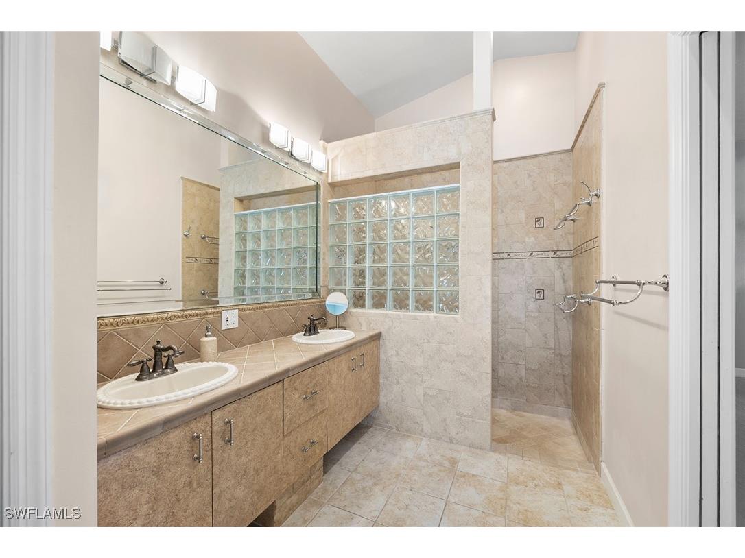 816 102nd Avenue N Naples FL 34108 225083856 image15