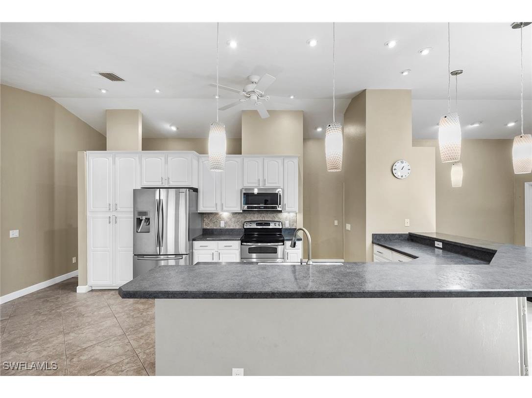 816 102nd Avenue N Naples FL 34108 225083856 image8