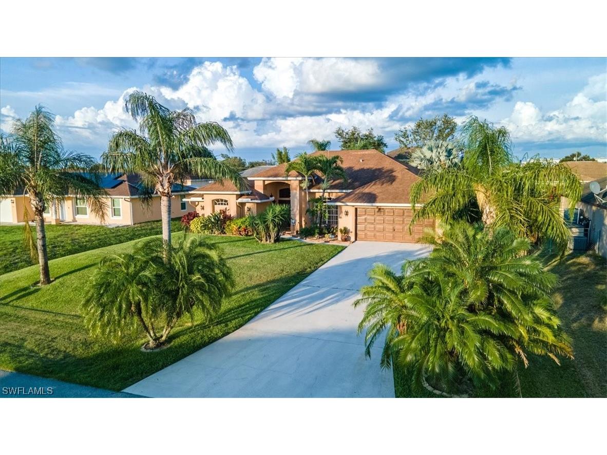 816 Chapel Avenue Lehigh Acres FL 33971 223044070 image1