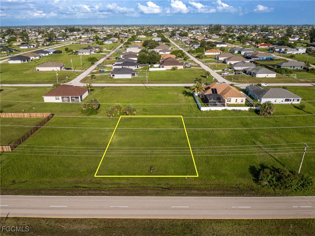 816 El Dorado Boulevard N Cape Coral FL 33993 2025001977 image1