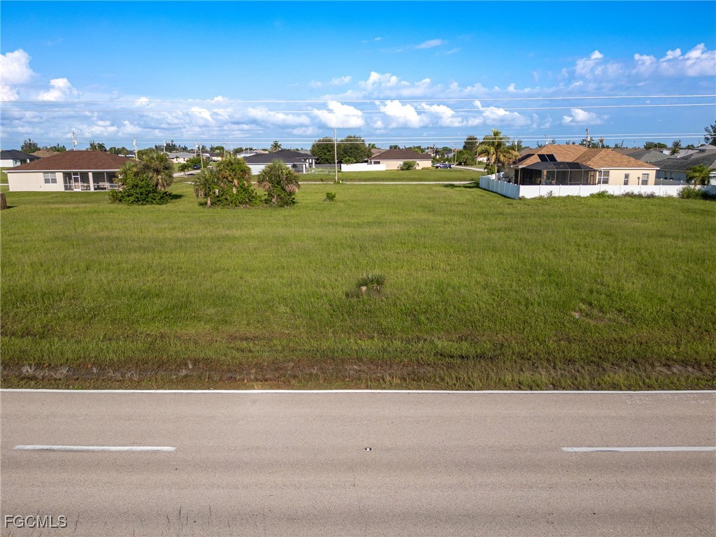 816 El Dorado Boulevard N Cape Coral FL 33993 2025001977 image10