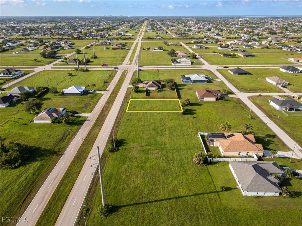 816 El Dorado Boulevard N Cape Coral FL 33993 2025001977 image12