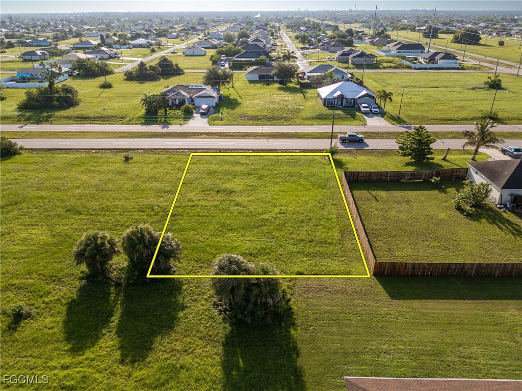 816 El Dorado Boulevard N Cape Coral FL 33993 2025001977 image8