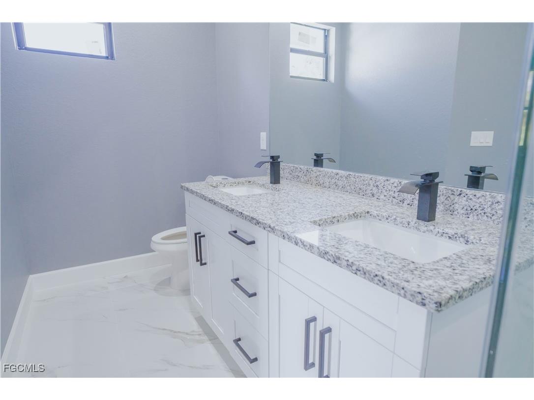 816 Frederick Reid Street E Lehigh Acres FL 33974 2025012040 image4