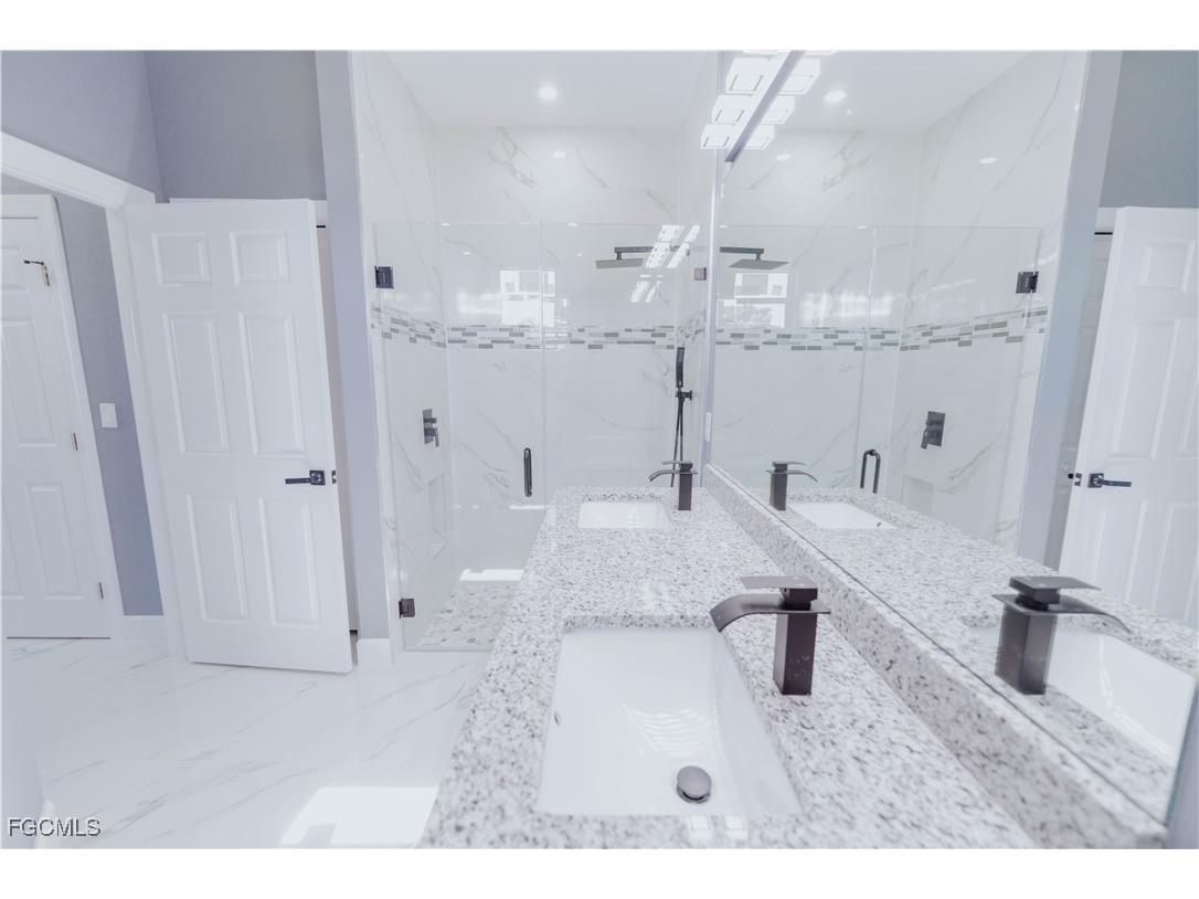 816 Frederick Reid Street E Lehigh Acres FL 33974 2025012040 image5