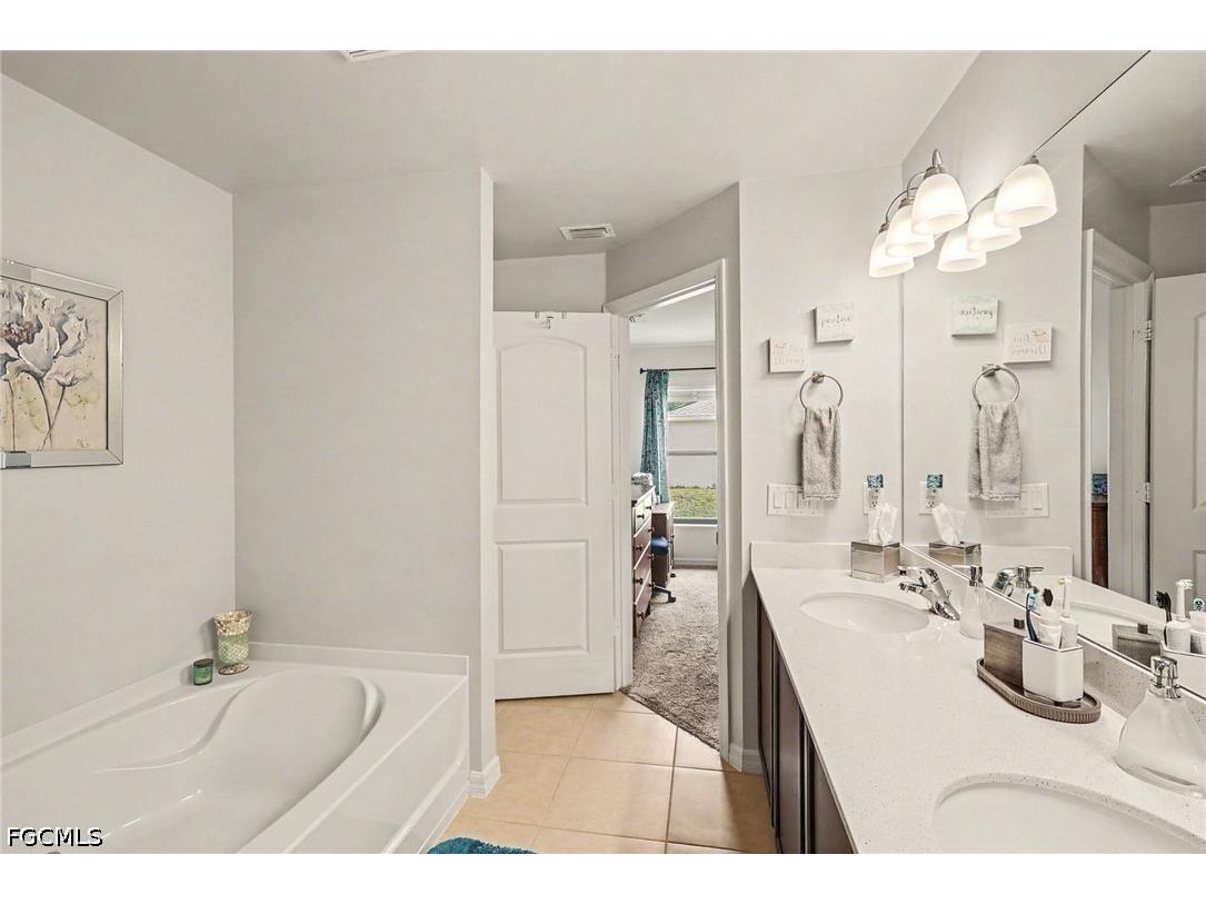 816 La Salle Avenue Fort Myers FL 33913 2026025046 image19