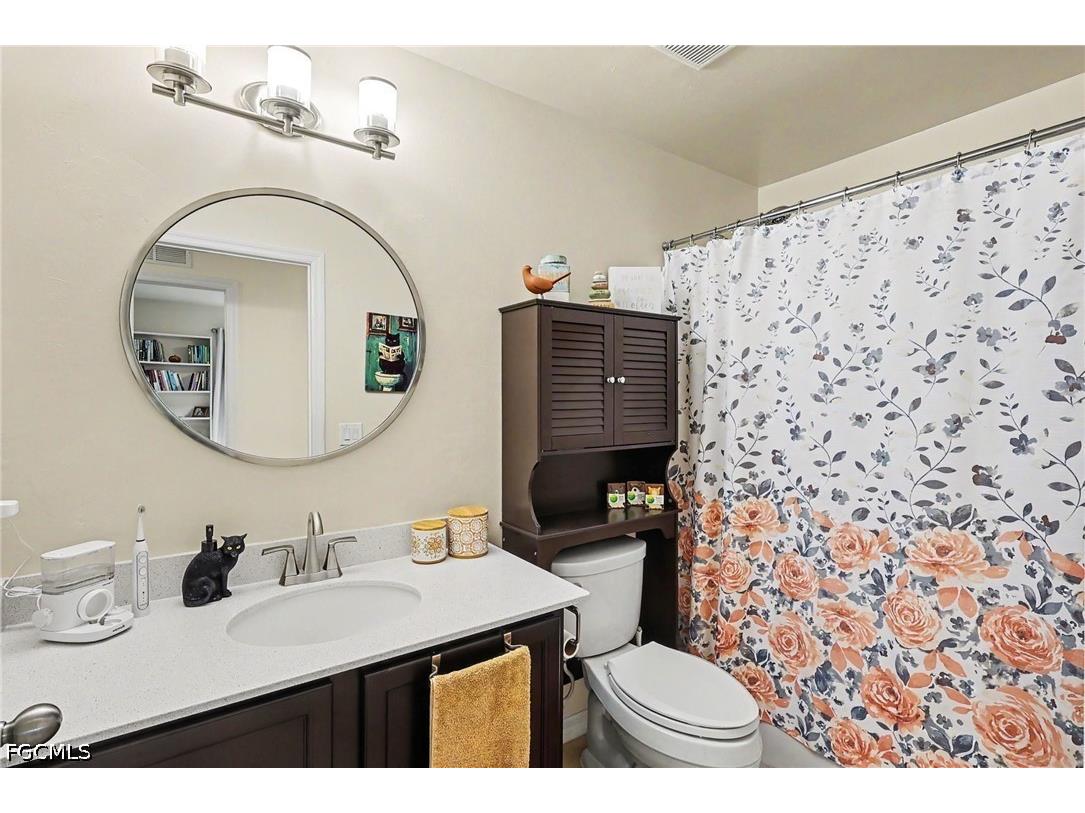 816 La Salle Avenue Fort Myers FL 33913 2026025046 image8