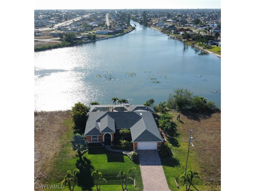 816 NE 6th Avenue Cape Coral FL 33909 223021409 image1