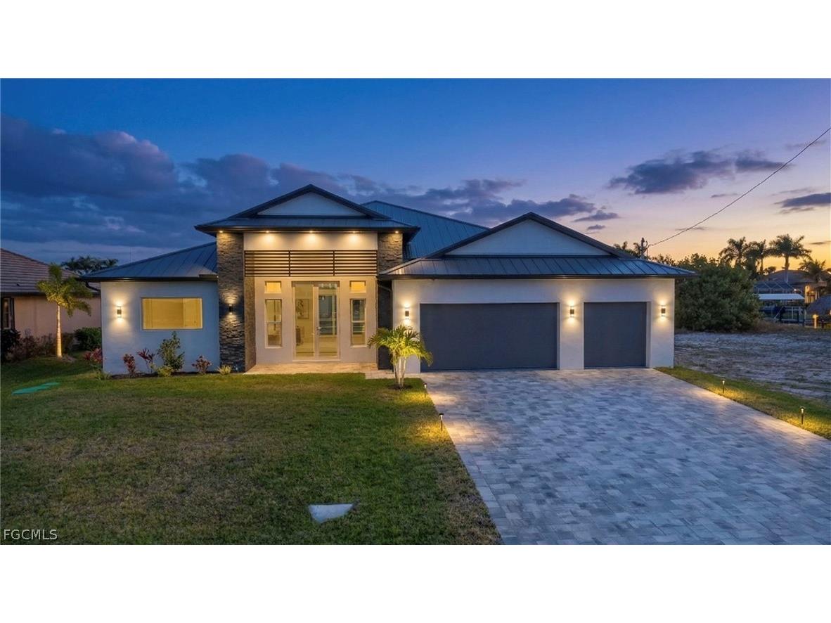 816 NW 39th Avenue Cape Coral FL 33993 2026010587 image2