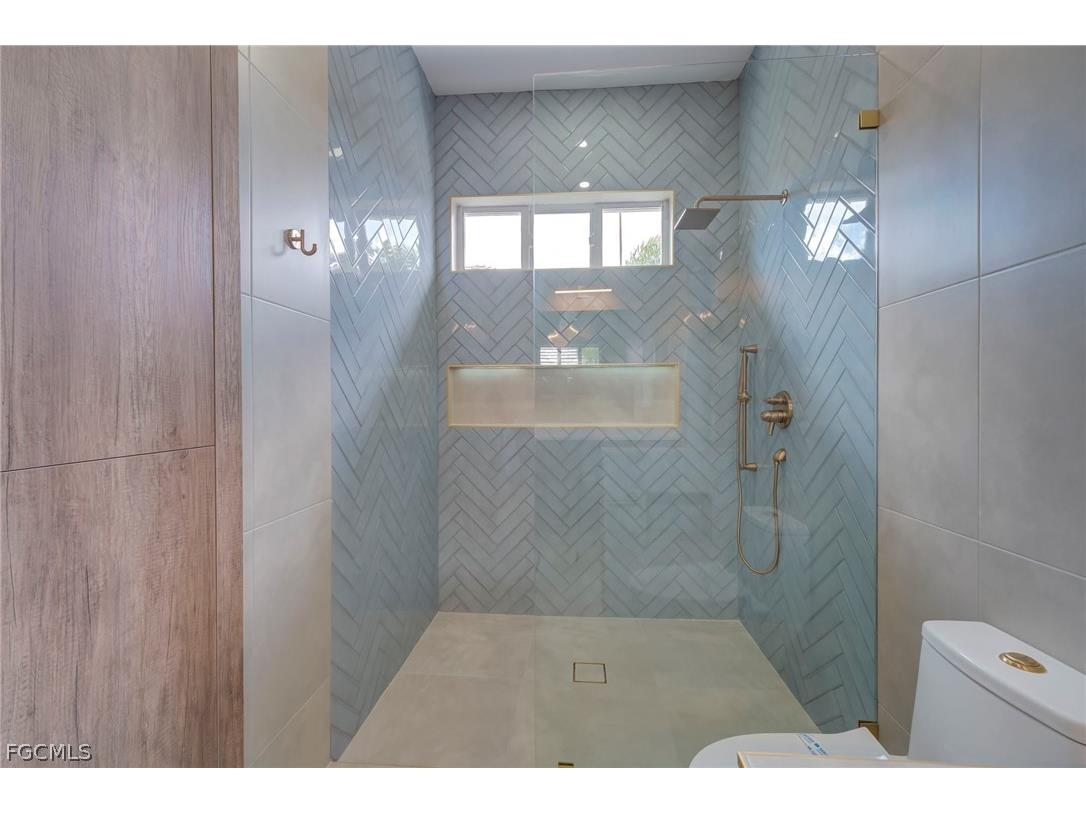 816 NW 39th Avenue Cape Coral FL 33993 2026010587 image38