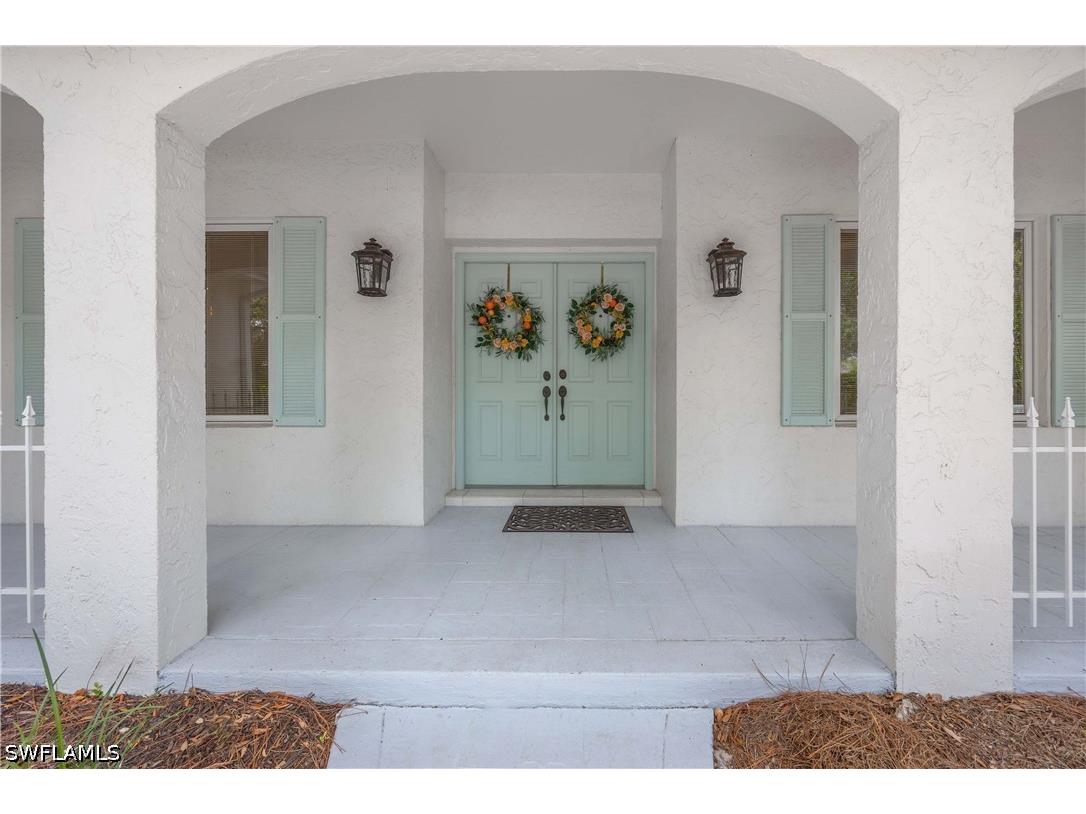 816 Turkey Oak Lane Naples FL 34108 226023150 image4