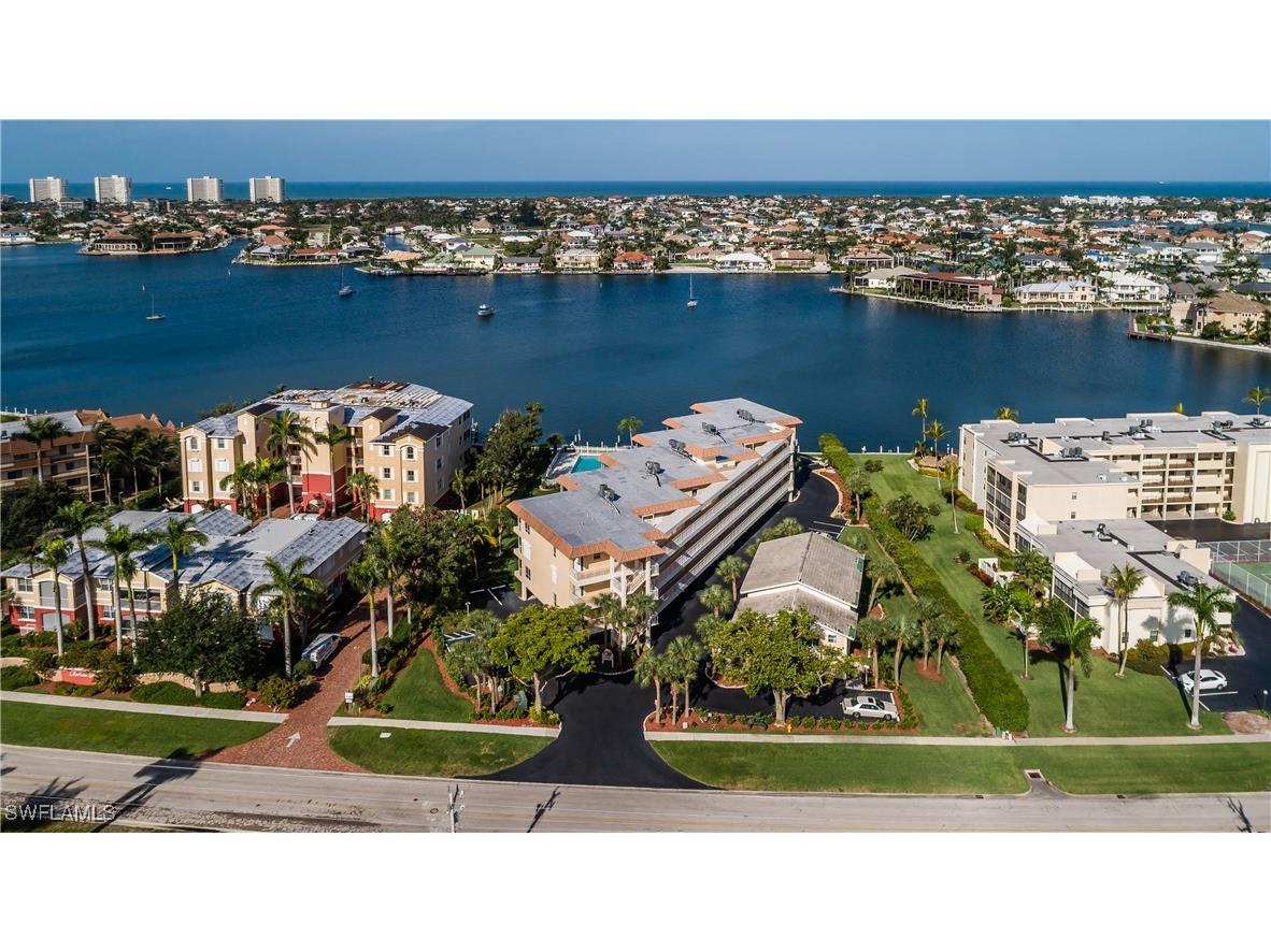 816 W Elkcam Circle #305 Marco Island FL 34145 225082989 image23