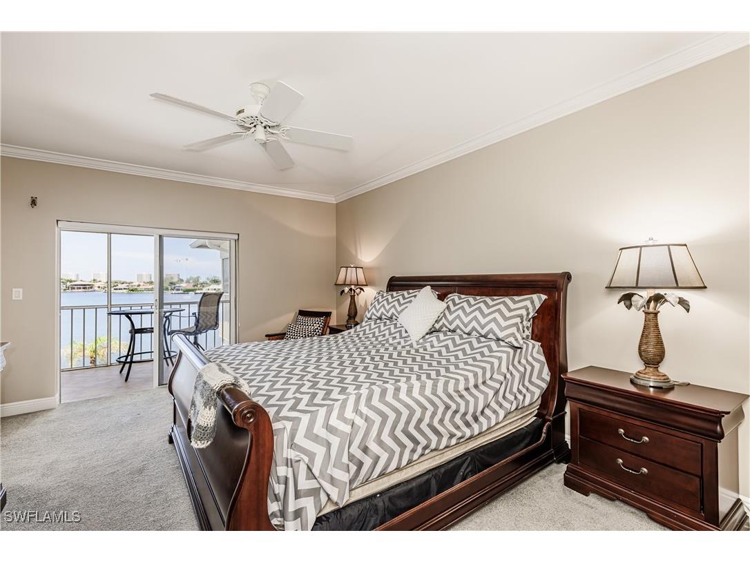 816 W Elkcam Circle #305 Marco Island FL 34145 225082989 image8