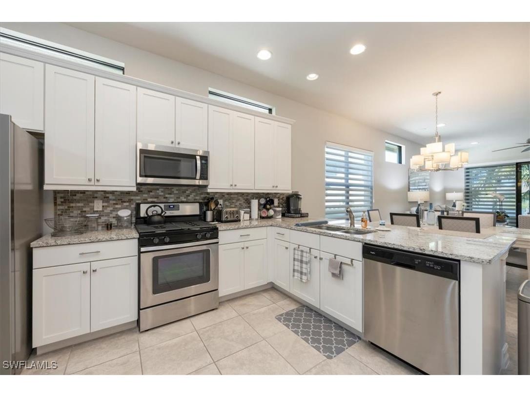 8160 Venetian Pointe Drive Fort Myers FL 33908 225075111 image14