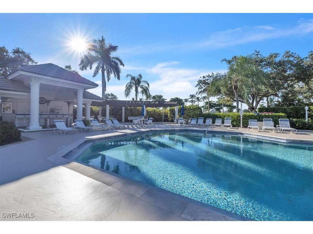 8161 Twelve Oaks Circle #523 Naples FL 34113 225005404 image1