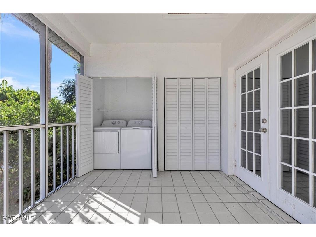 8161 Twelve Oaks Circle #523 Naples FL 34113 225005404 image32