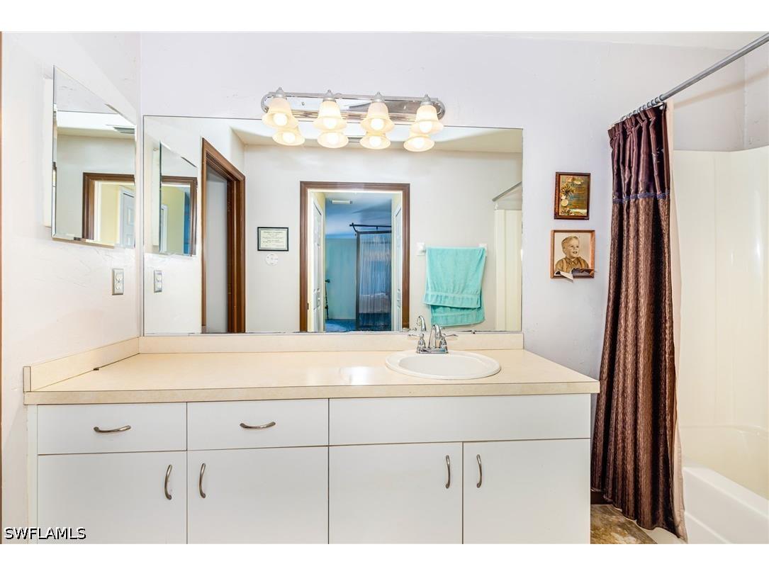 8164 Harrisburg Drive Fort Myers FL 33967 226017506 image14