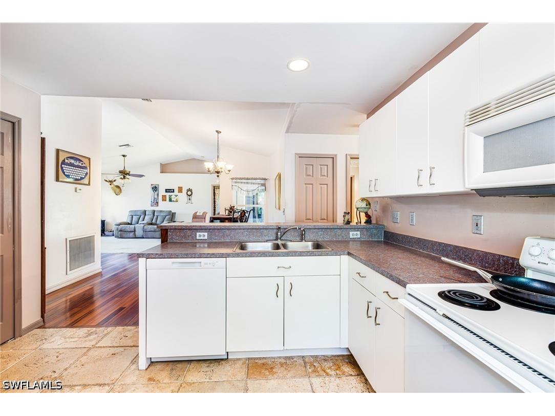 8164 Harrisburg Drive Fort Myers FL 33967 226017506 image5