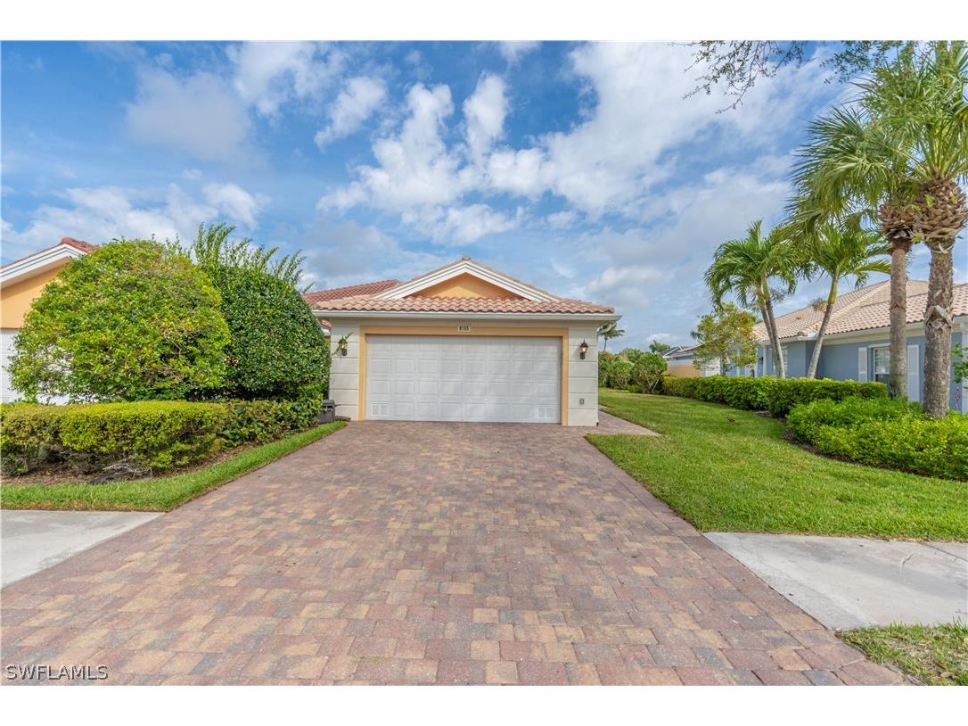 8165 Xenia Lane Naples FL 34114 224029443 image1
