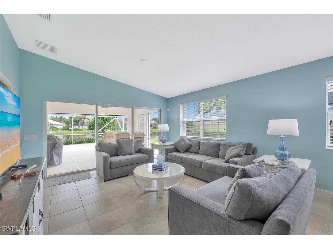 8165 Xenia Lane Naples FL 34114 225068648 image17