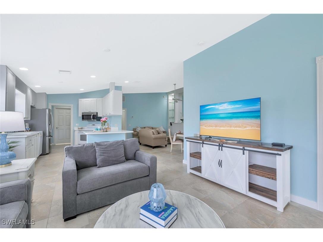 8165 Xenia Lane Naples FL 34114 225068648 image20