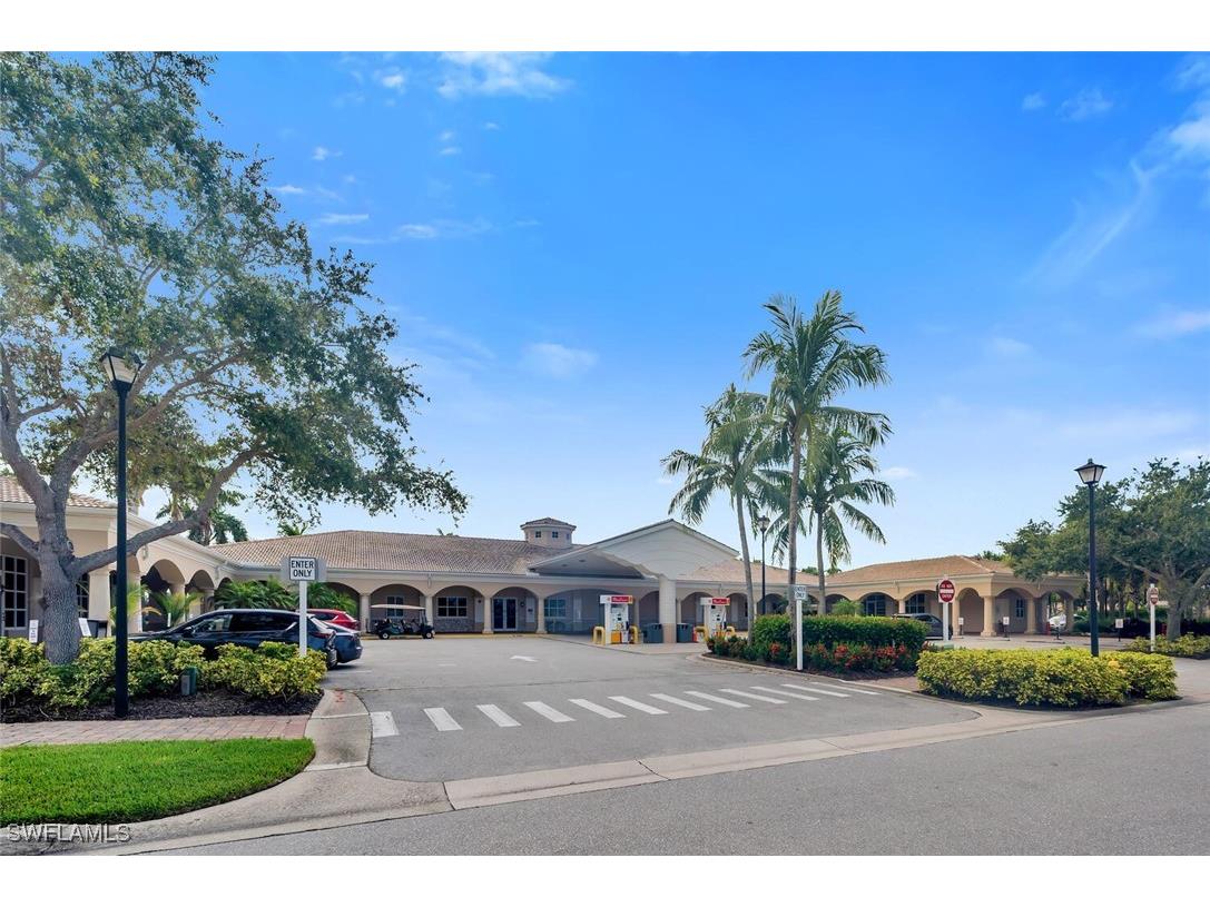 8165 Xenia Lane Naples FL 34114 225068648 image43