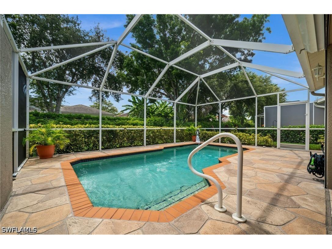 8167 Ibis Cove Circle Naples FL 34119 226024353 image1