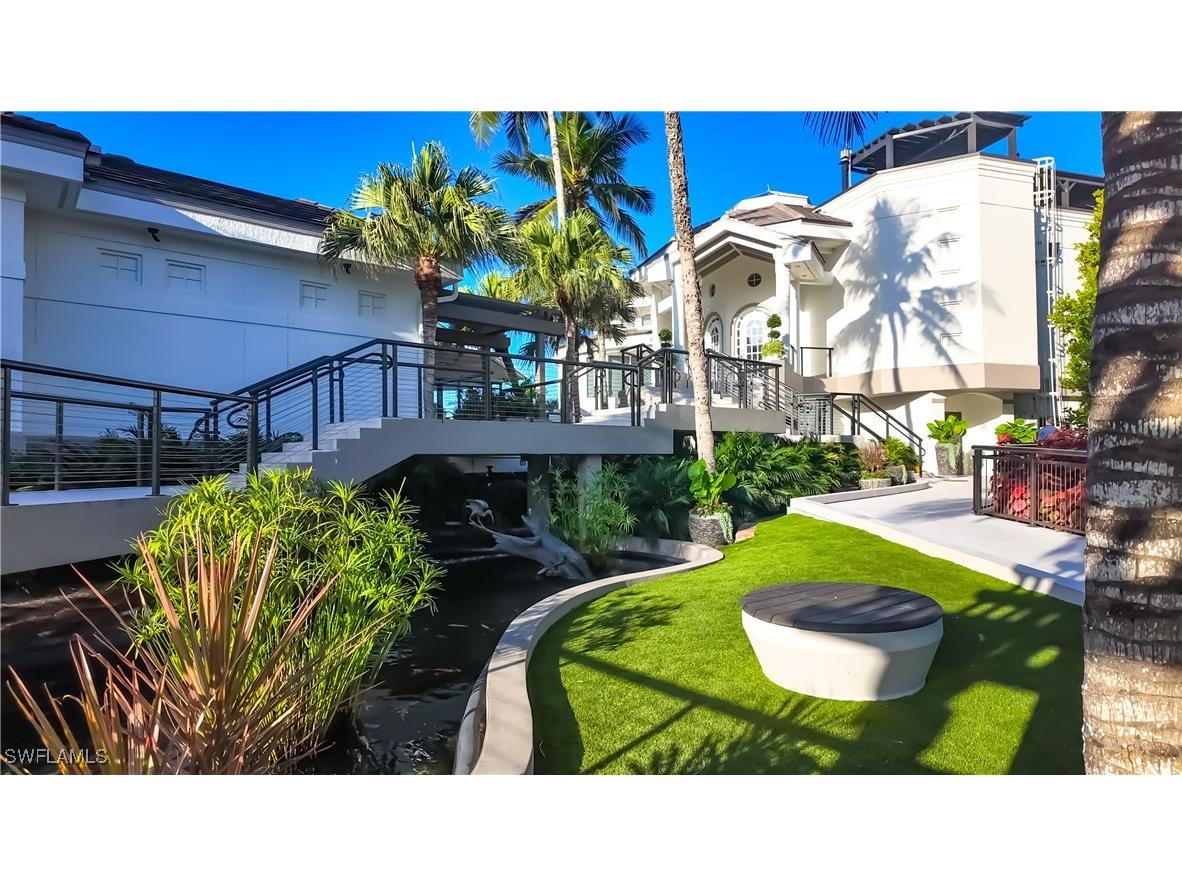 8169 Via Vecchia Naples FL 34108 225073279 image20