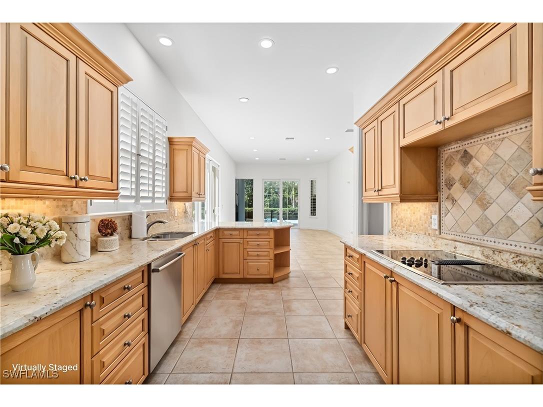 8169 Via Vecchia Naples FL 34108 225073279 image4