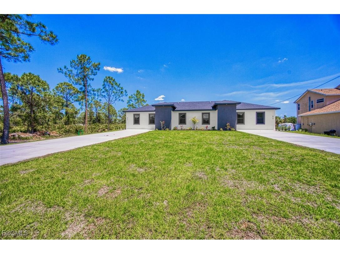 817-819 Eisenhower Boulevard Lehigh Acres FL 33974 2025014092 image1