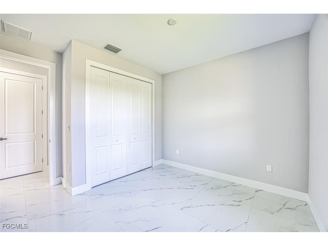 817-819 Eisenhower Boulevard Lehigh Acres FL 33974 2025014092 image10