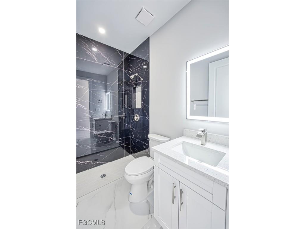 817-819 Eisenhower Boulevard Lehigh Acres FL 33974 2025014092 image22