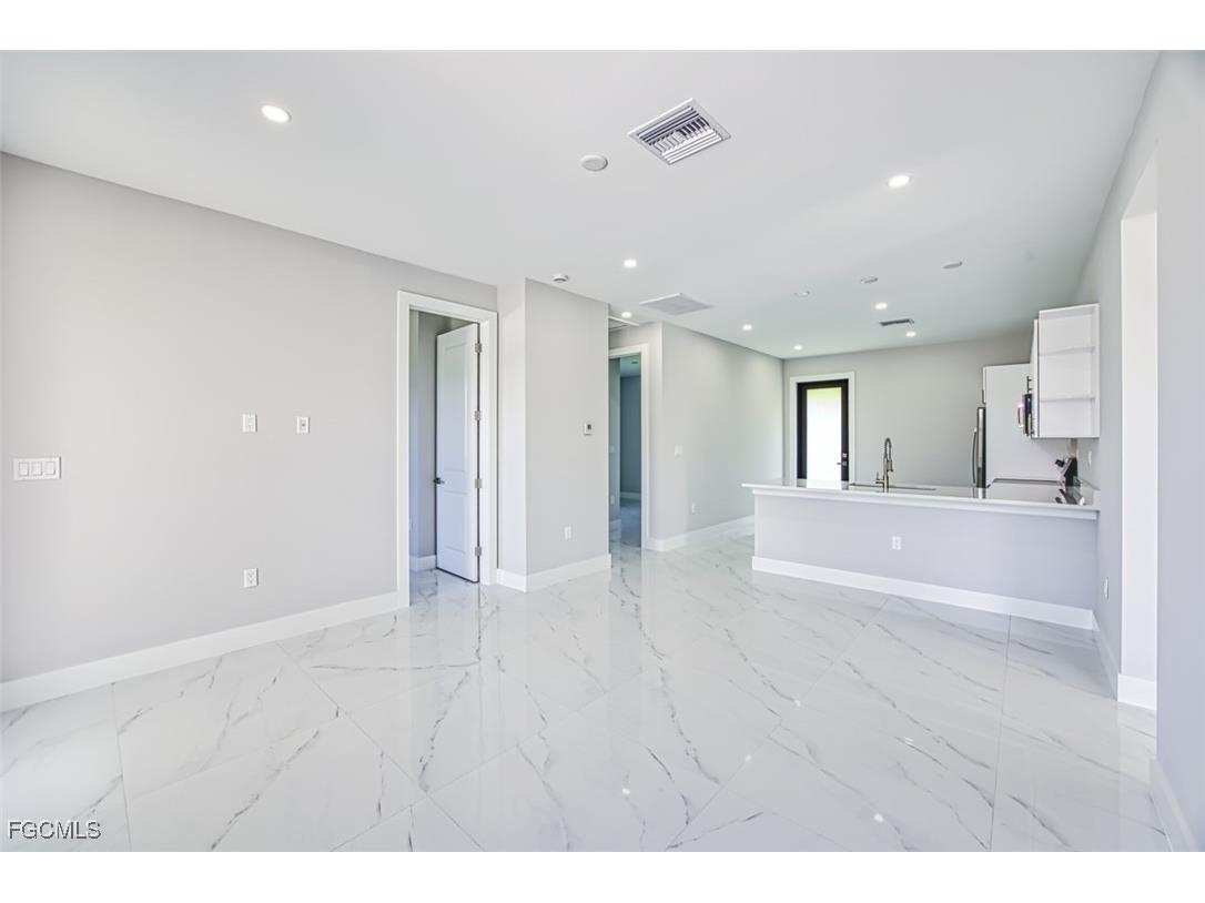 817-819 Eisenhower Boulevard Lehigh Acres FL 33974 2025014092 image24