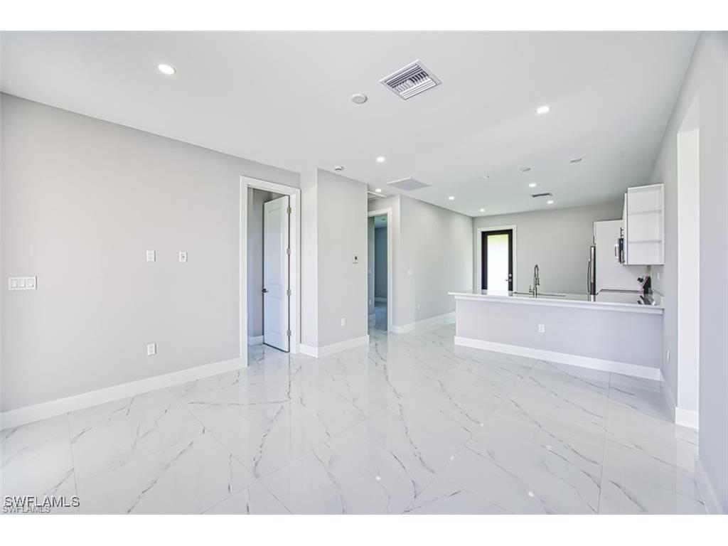 817/819 Eisenhower Boulevard Lehigh Acres FL 33974 226002013 image10