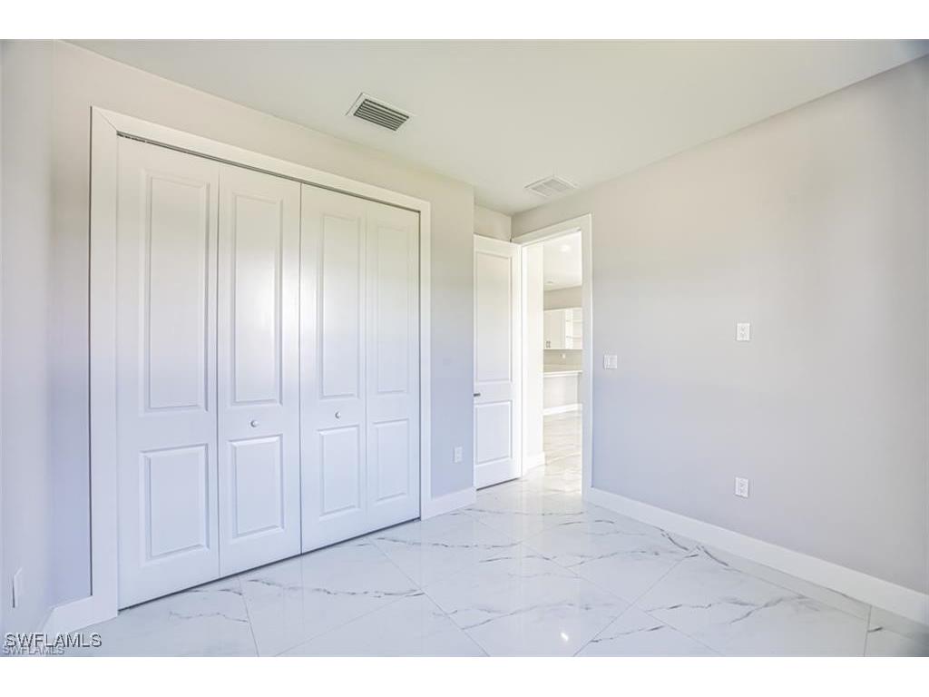 817/819 Eisenhower Boulevard Lehigh Acres FL 33974 226002013 image14