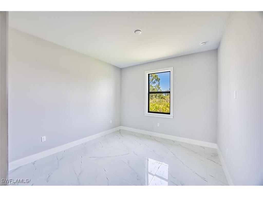 817/819 Eisenhower Boulevard Lehigh Acres FL 33974 226002013 image15