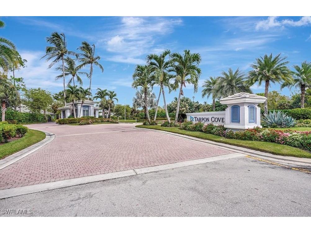 817 Carrick Bend Circle #101 Naples FL 34110 225051469 image3